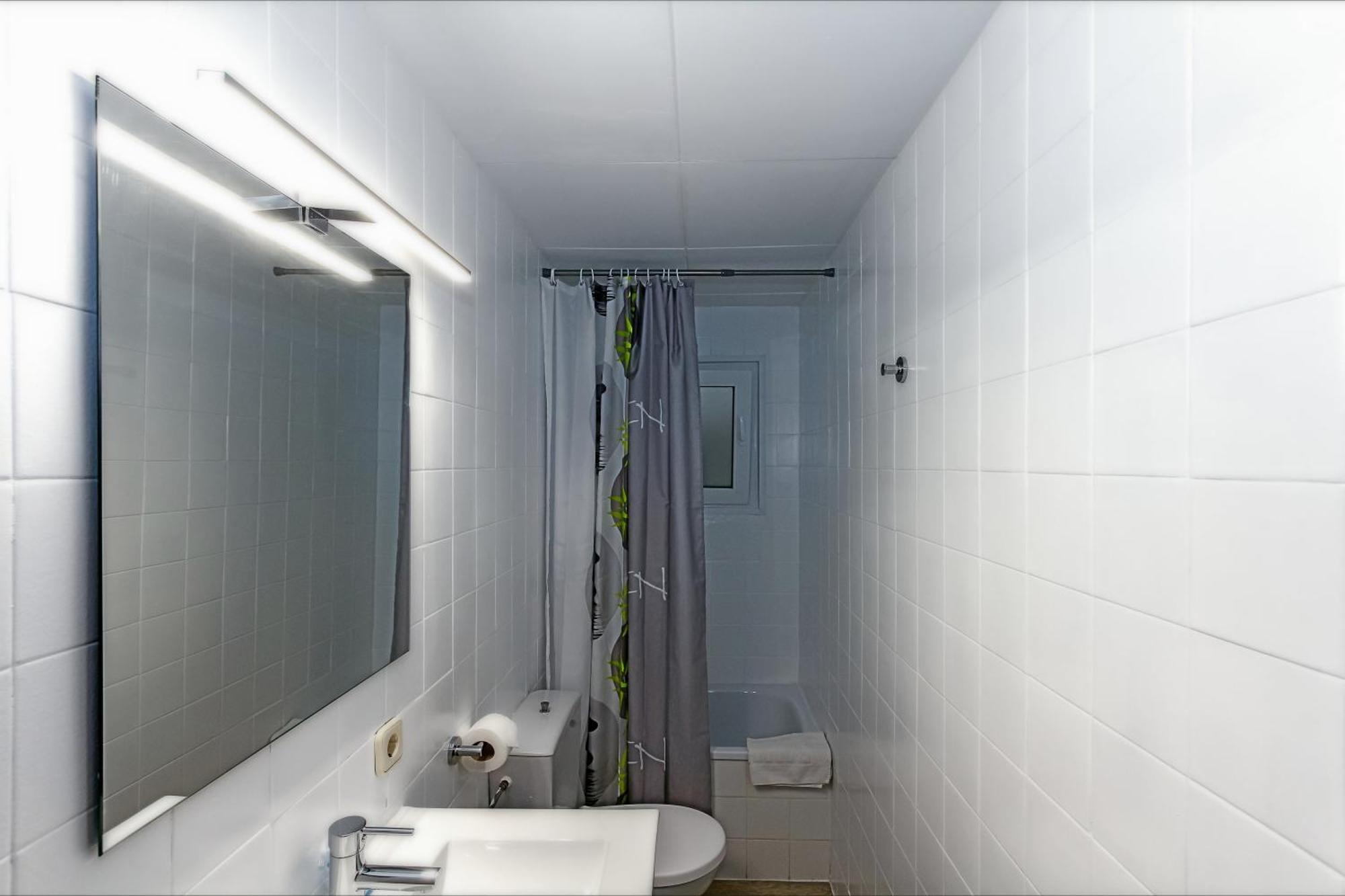 Apartment Arena - يوريت دي مار المظهر الخارجي الصورة